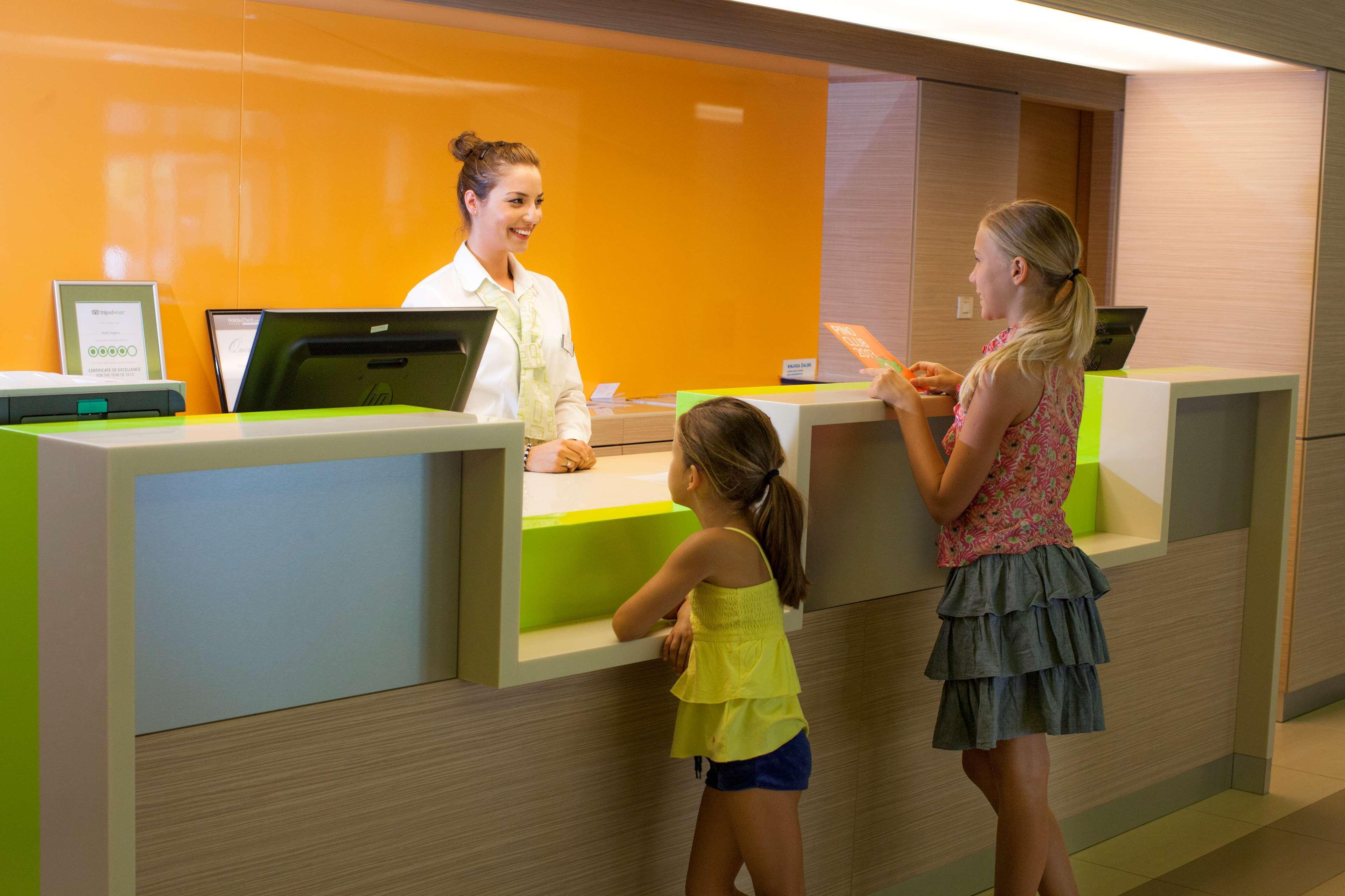 Family Hotel Vespera Mali Lošinj Buitenkant foto